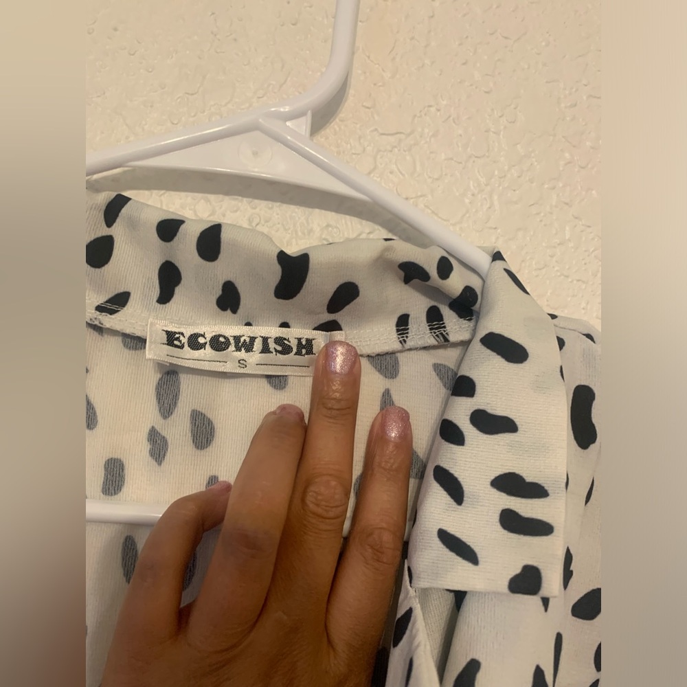 ECOWISH Women Sz S White Black Long Sleeve Animal Print Button Up Blouse - Picture 6 of 8